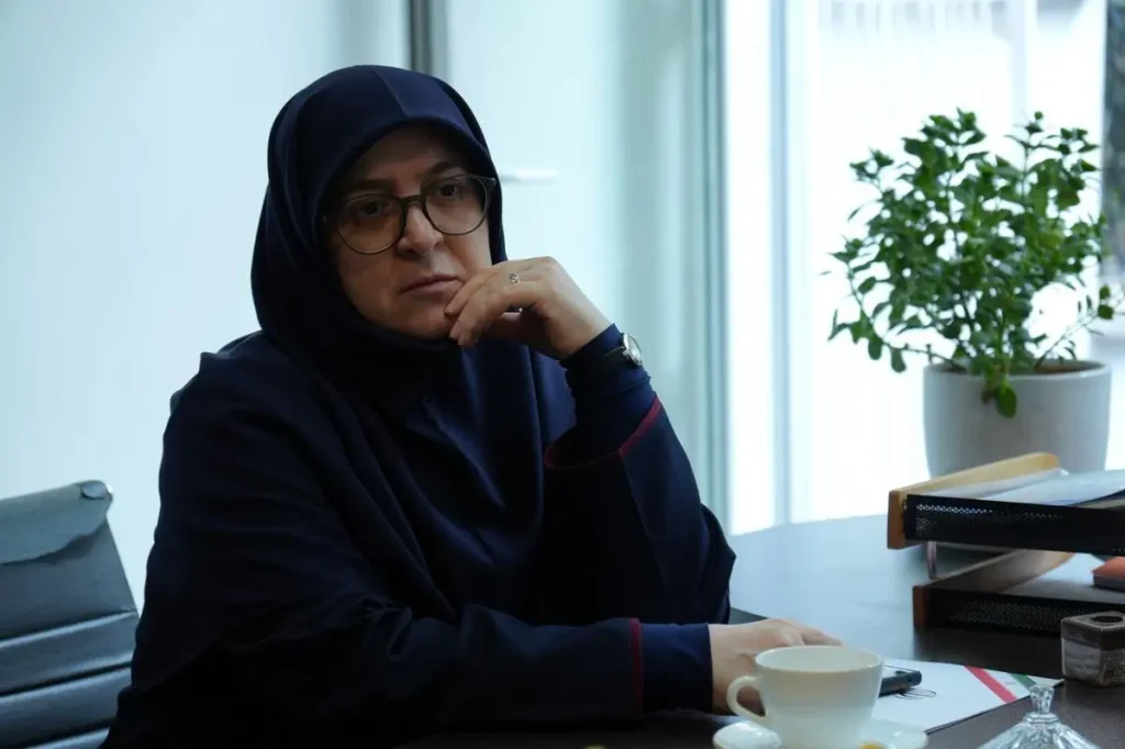 اعضای شورای عالی فضای مجازی رفع فیلتر واتساپ و گوگل‌پلی را تایید کردند