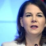 واکنش وزیر خارجه آلمان به دست ندادن الجولانی: او را از لبخند زیبایم محروم کردم!