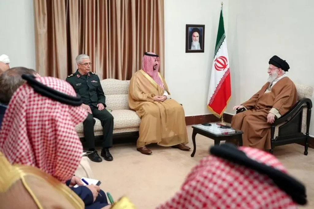 رهبر انقلاب پس از دریافت پیام پادشاه عربستان: دو کشور میتوانند تکمیلکننده یکدیگر باشند